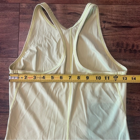 LULULEMON Neon Ribbed Yellow Women’s Tank EUC - Picture 4 of 5